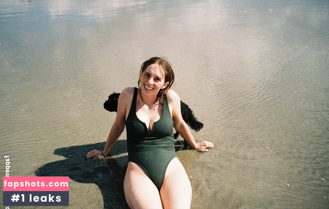 Maya Hawke gallery photo #169