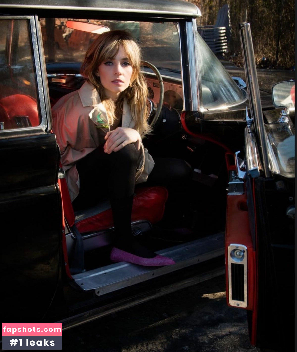 Maya Hawke gallery photo #177