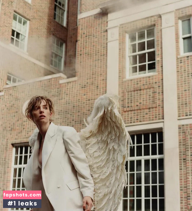 Maya Hawke gallery photo #180