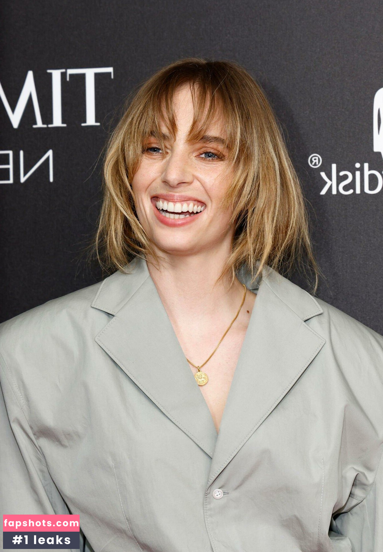 Maya Hawke gallery photo #203