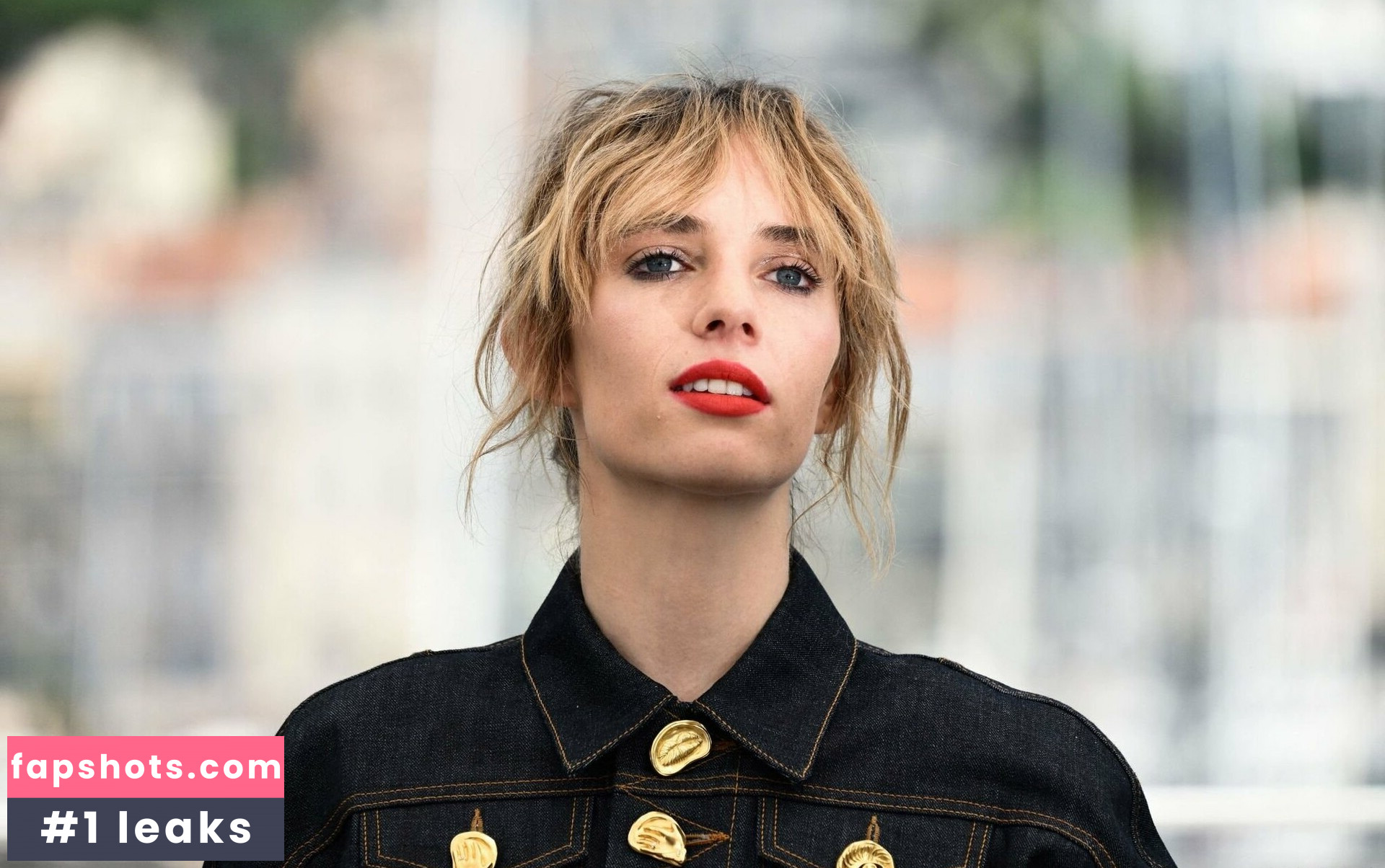 Maya Hawke gallery photo #230