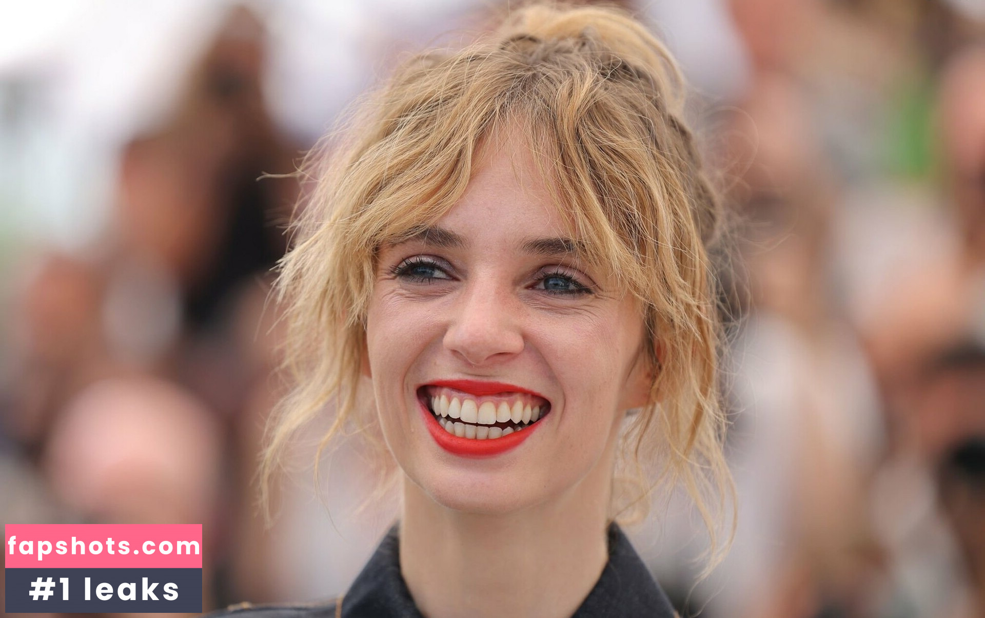 Maya Hawke gallery photo #232