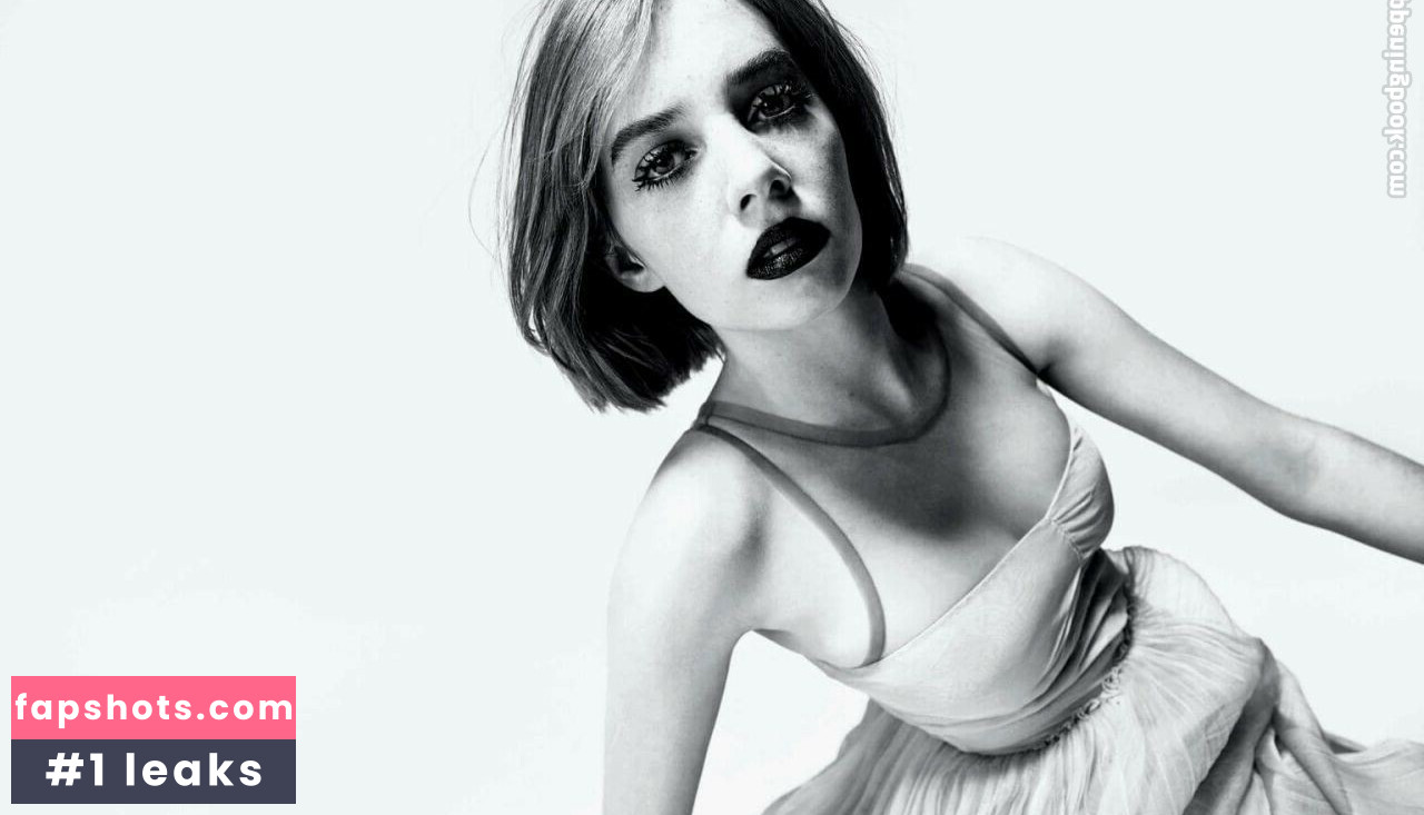 Maya Hawke gallery photo #237