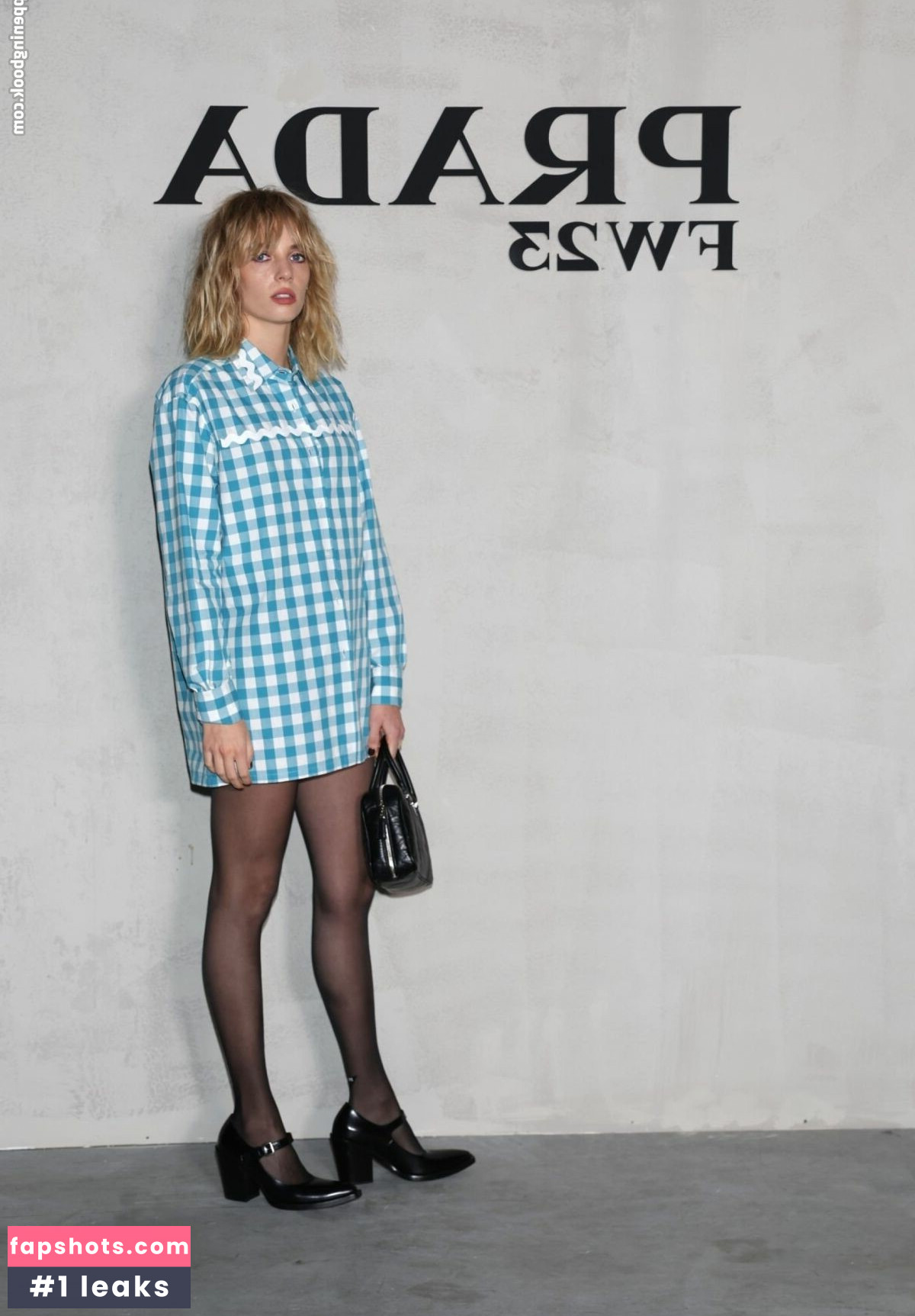 Maya Hawke gallery photo #275