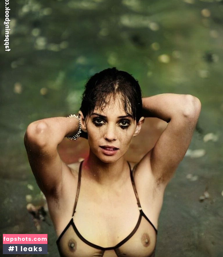 Maya Hawke gallery photo #303