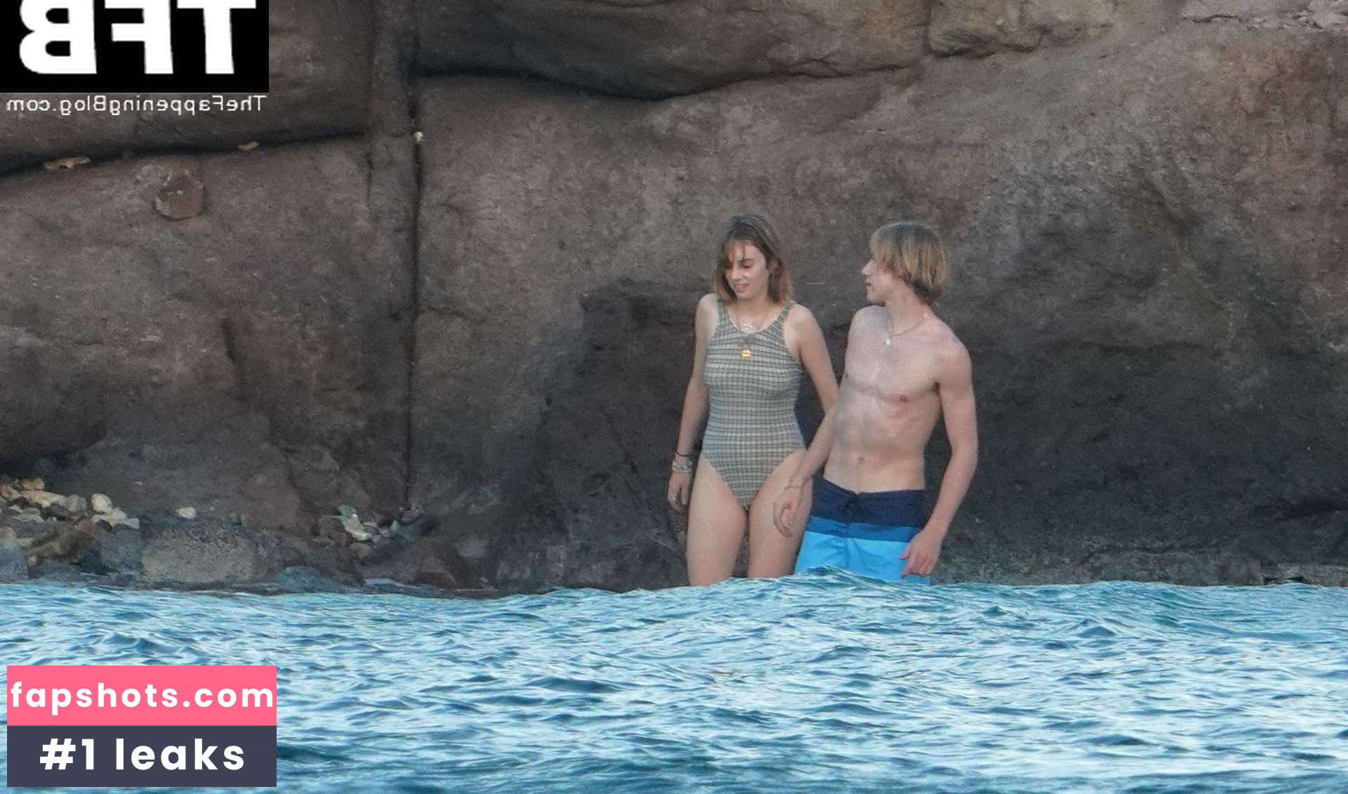 Maya Hawke gallery photo #427