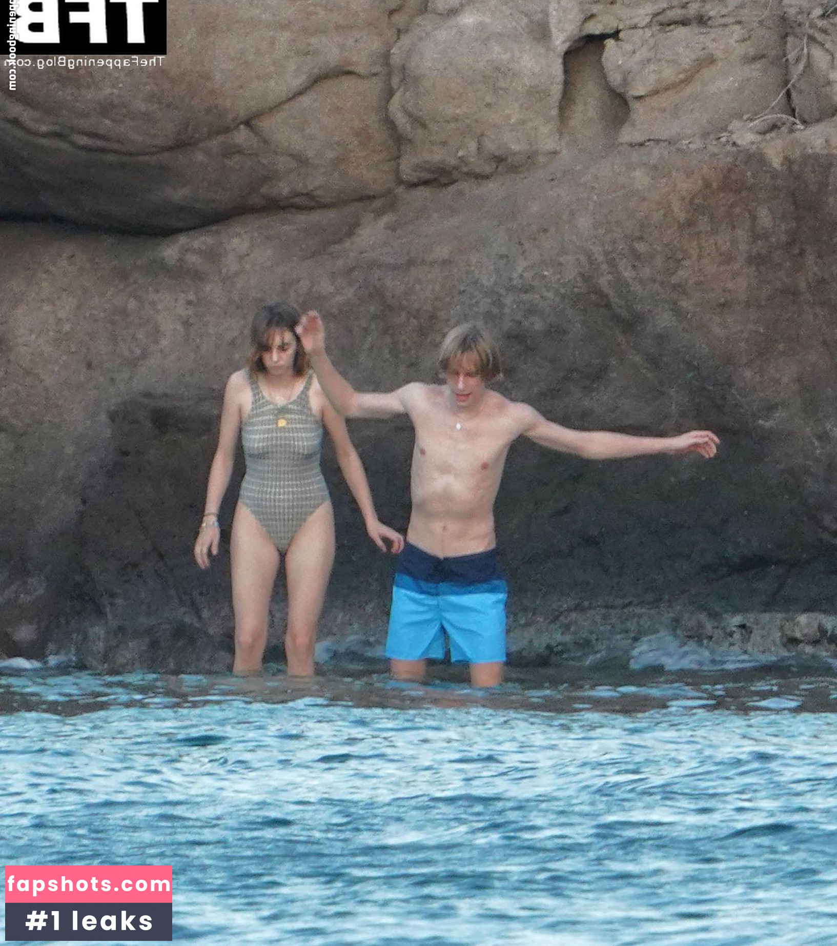 Maya Hawke gallery photo #428