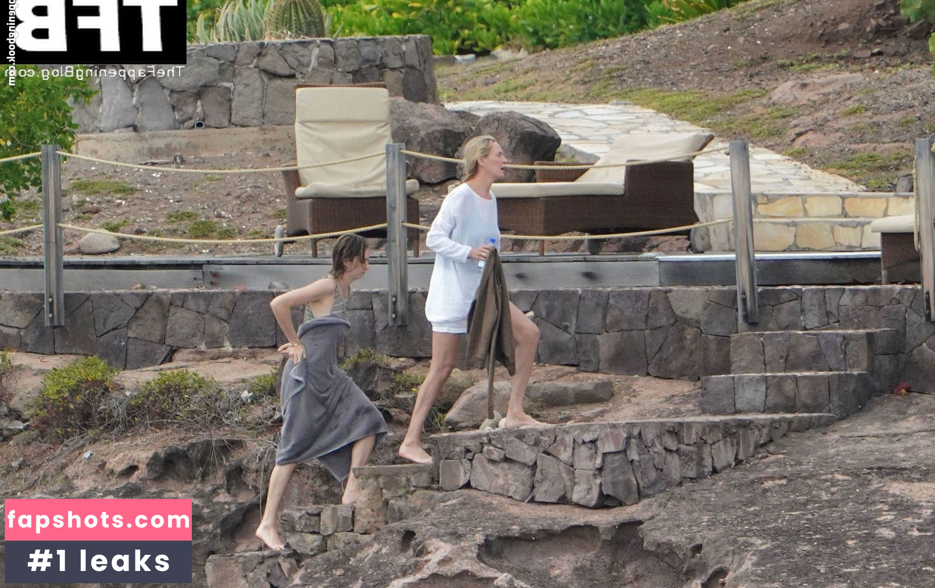 Maya Hawke gallery photo #438