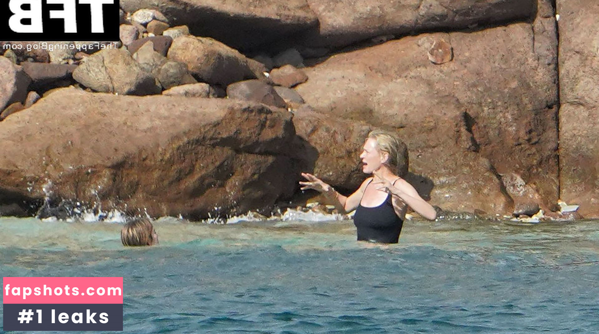 Maya Hawke gallery photo #451