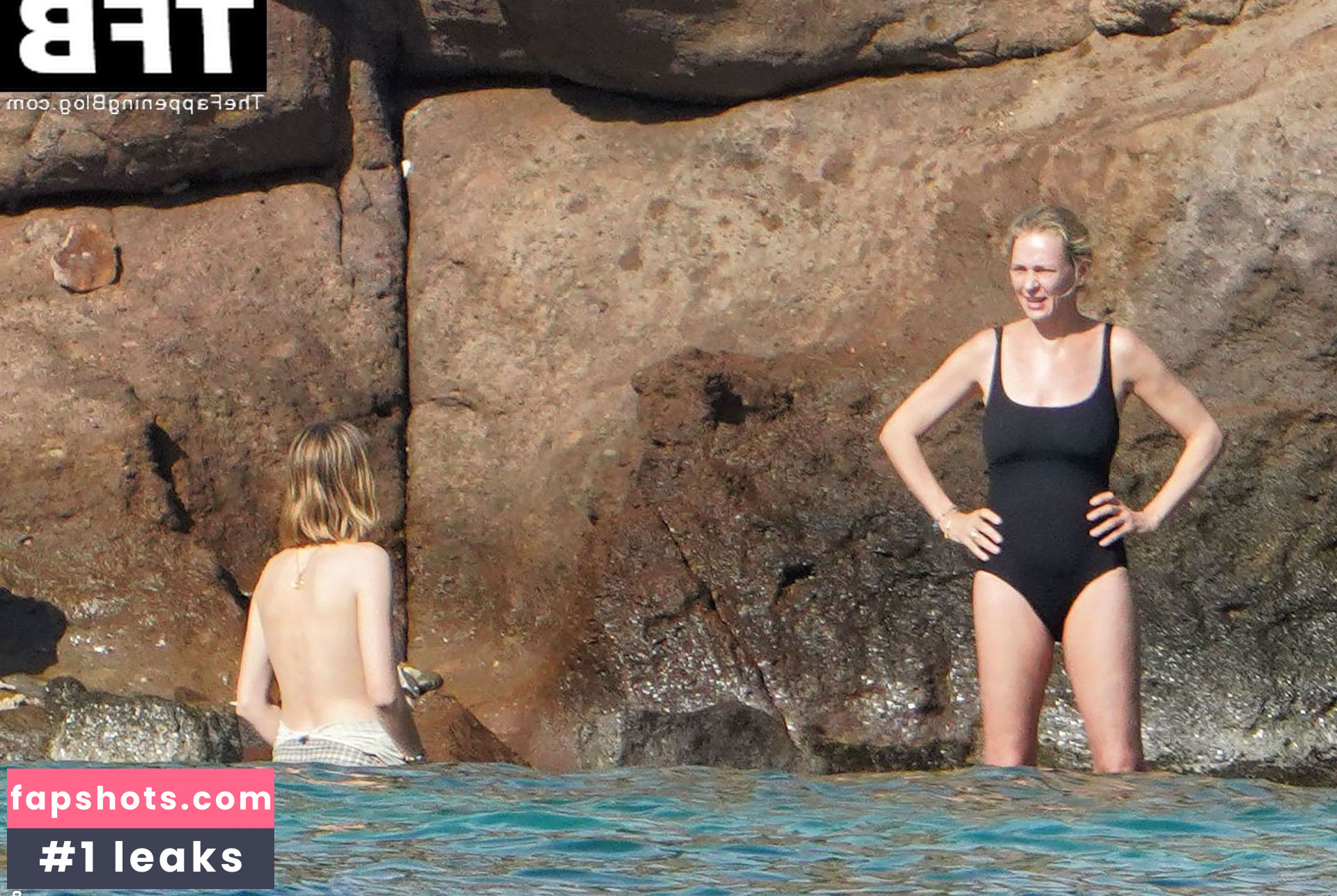 Maya Hawke gallery photo #467