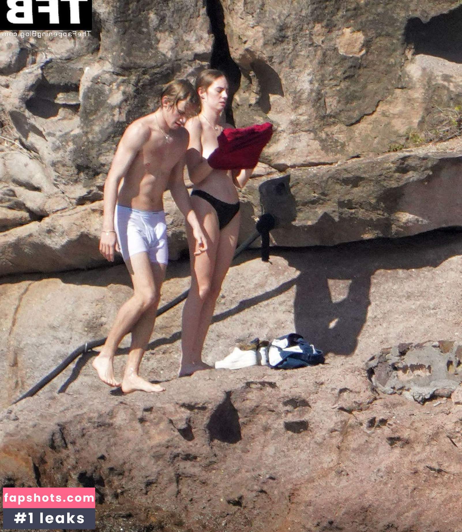 Maya Hawke gallery photo #489