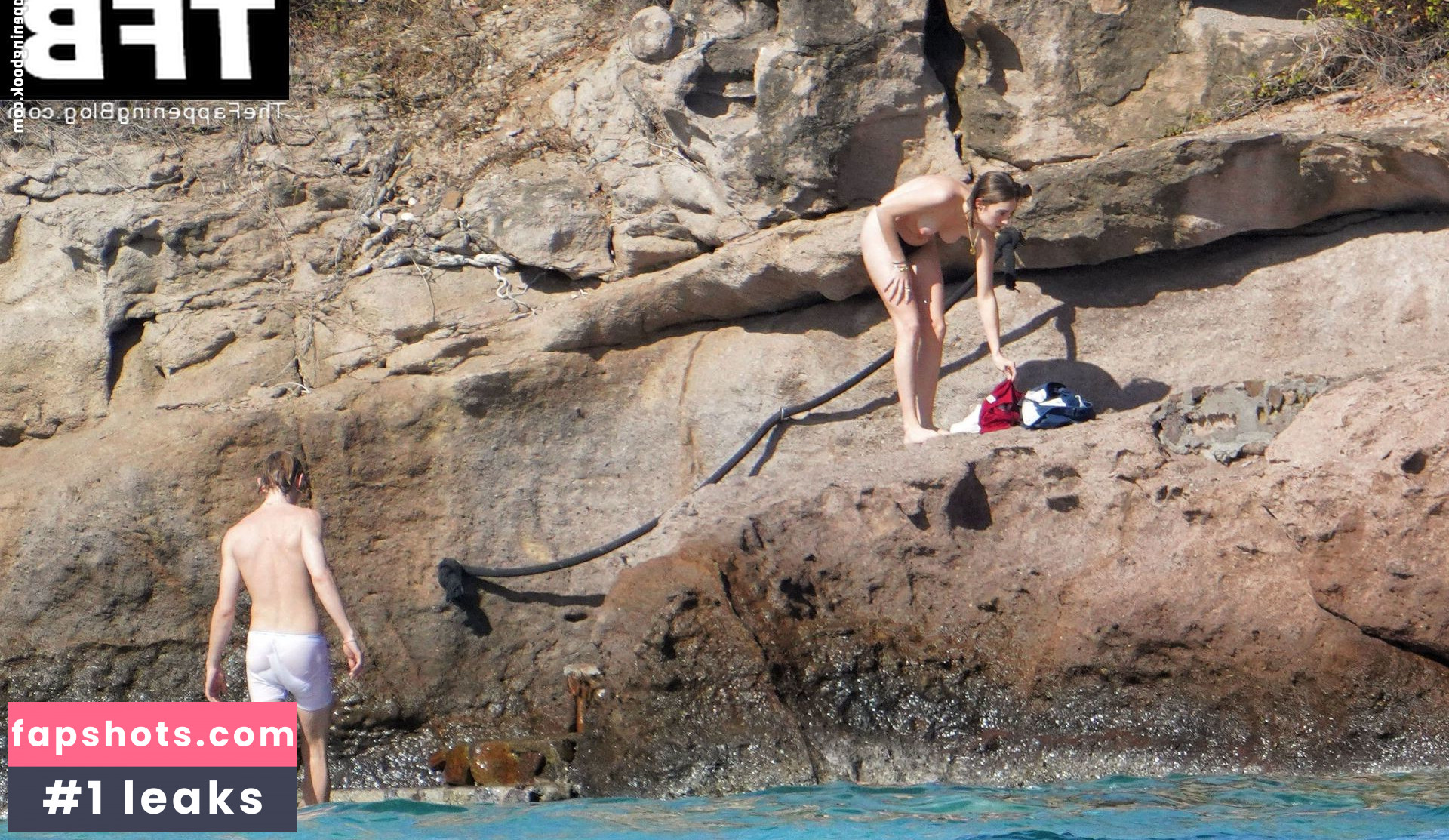 Maya Hawke gallery photo #492