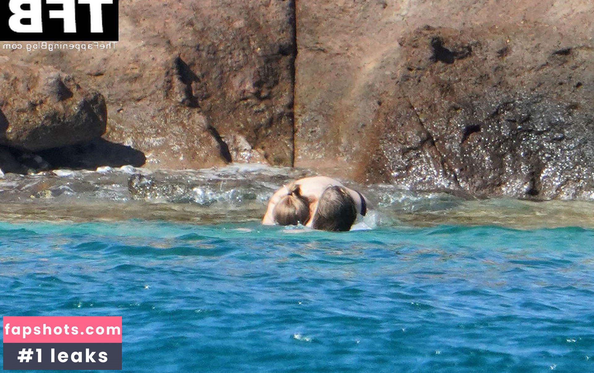 Maya Hawke gallery photo #502