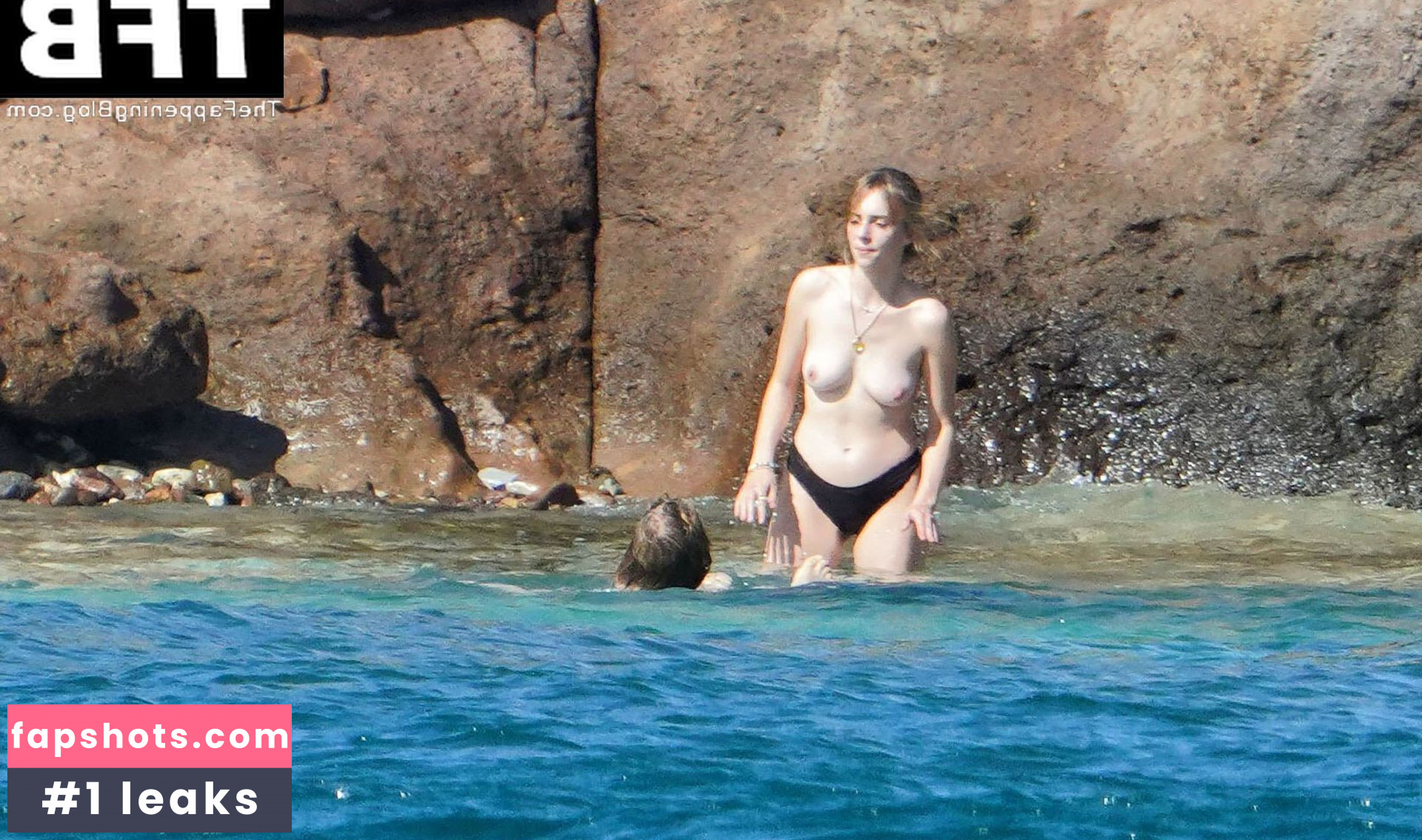 Maya Hawke gallery photo #506