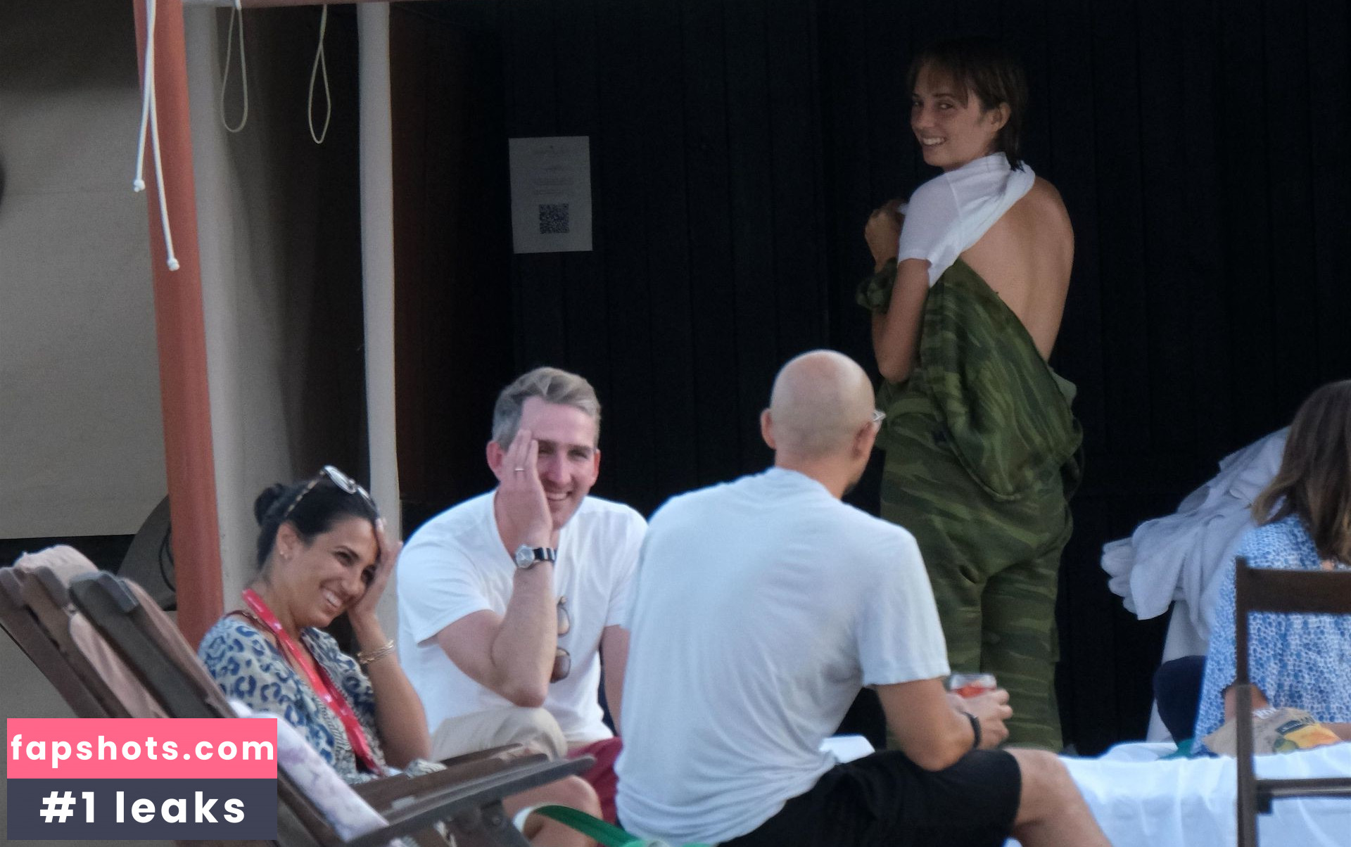 Maya Hawke gallery photo #522