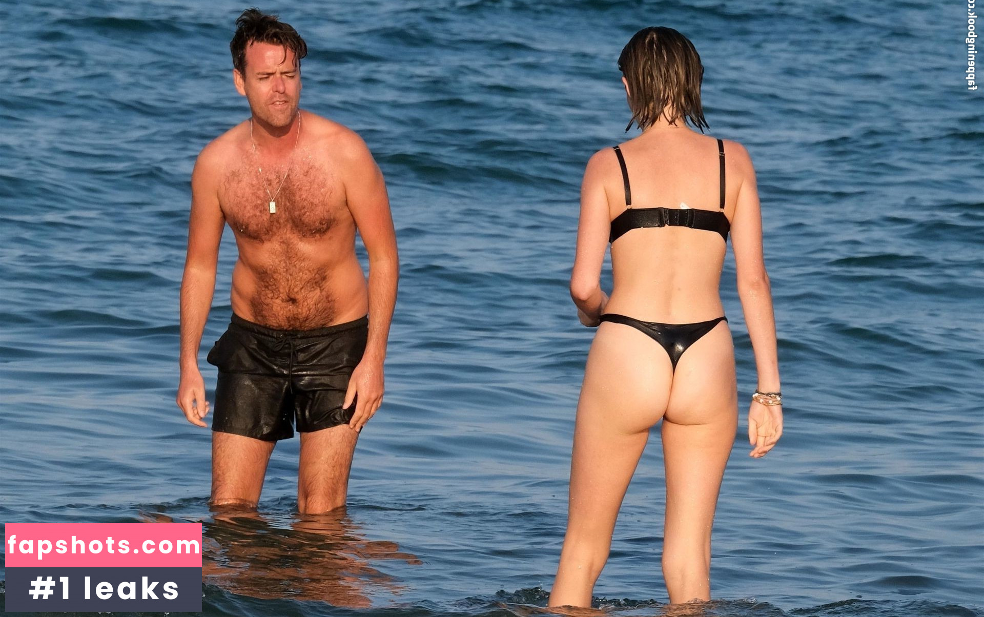 Maya Hawke gallery photo #526