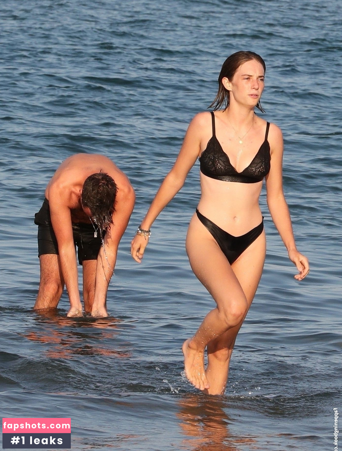 Maya Hawke gallery photo #546