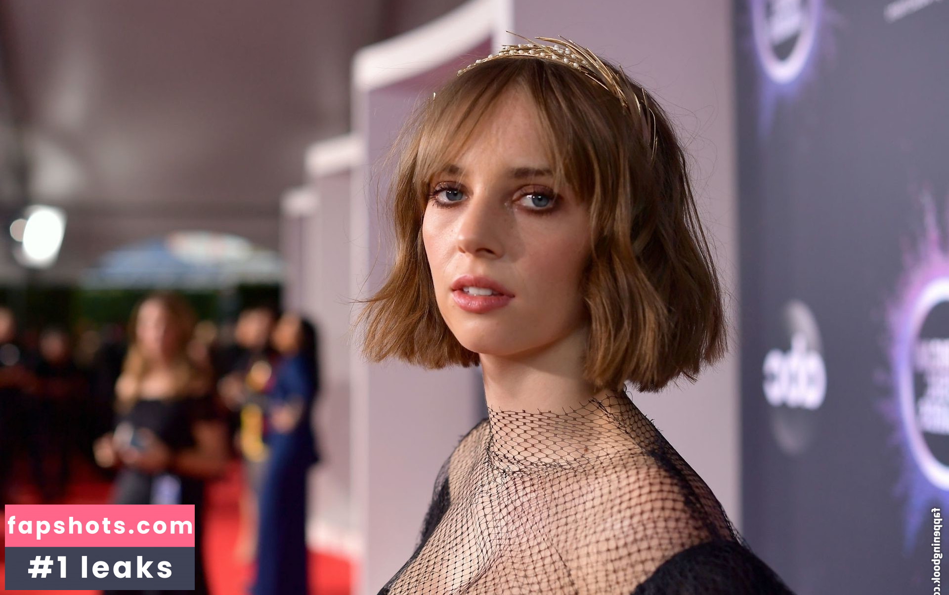 Maya Hawke gallery photo #686