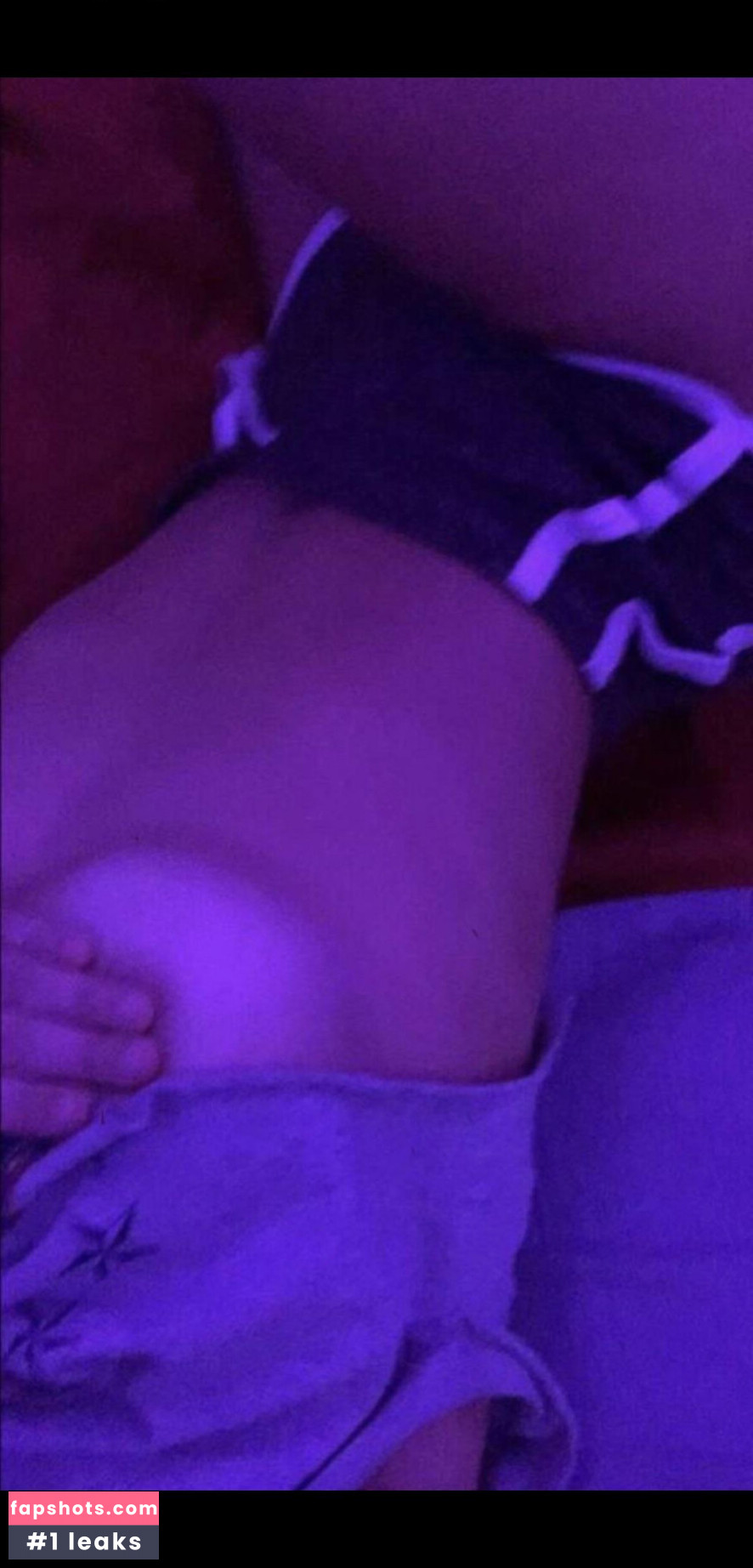 Maya Jakubowski gallery photo #15