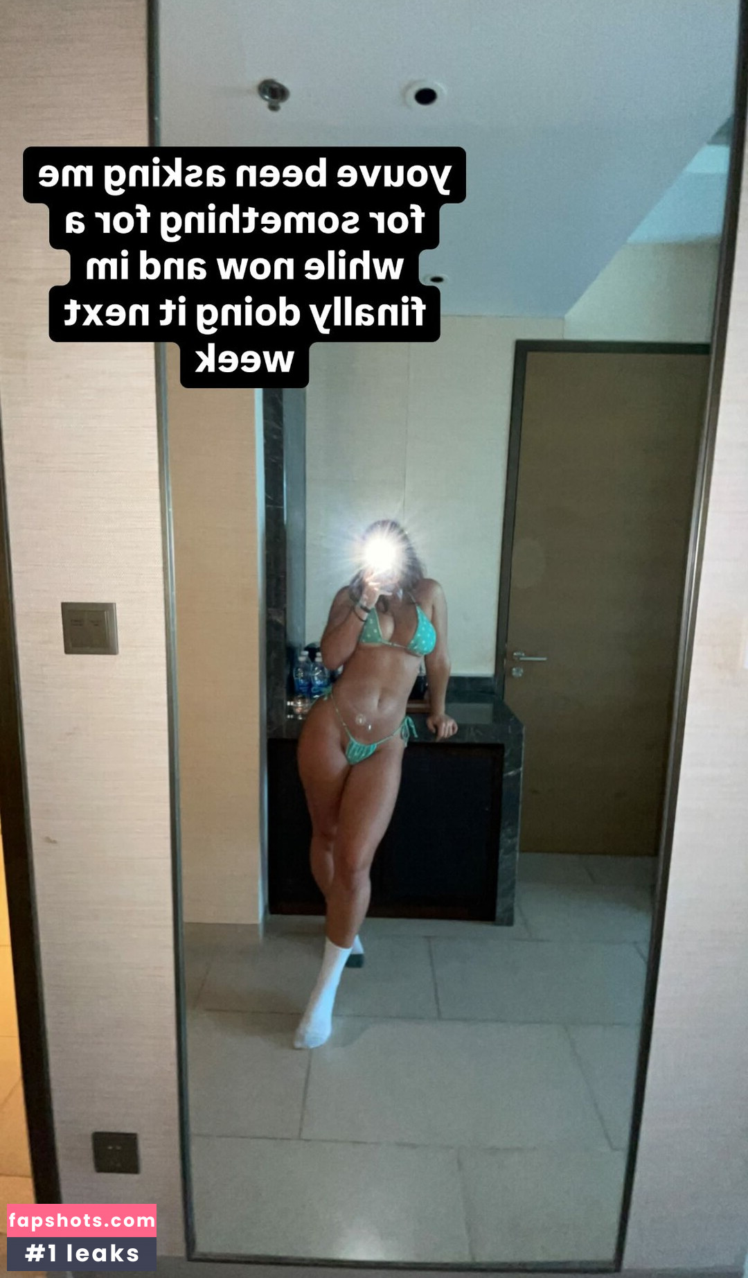 Maya Jakubowski gallery photo #10