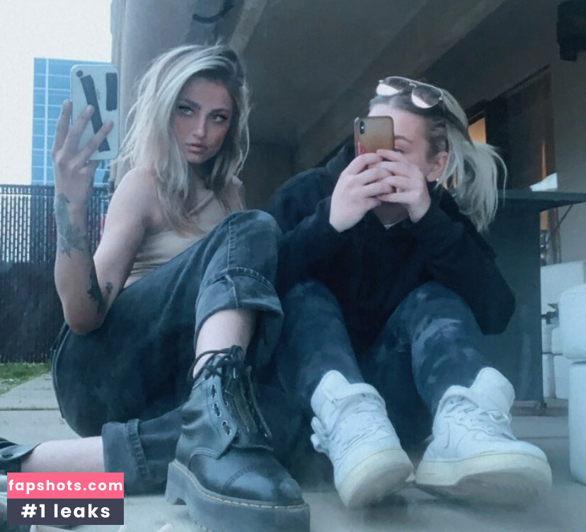 Maya Kereliuk gallery photo #29