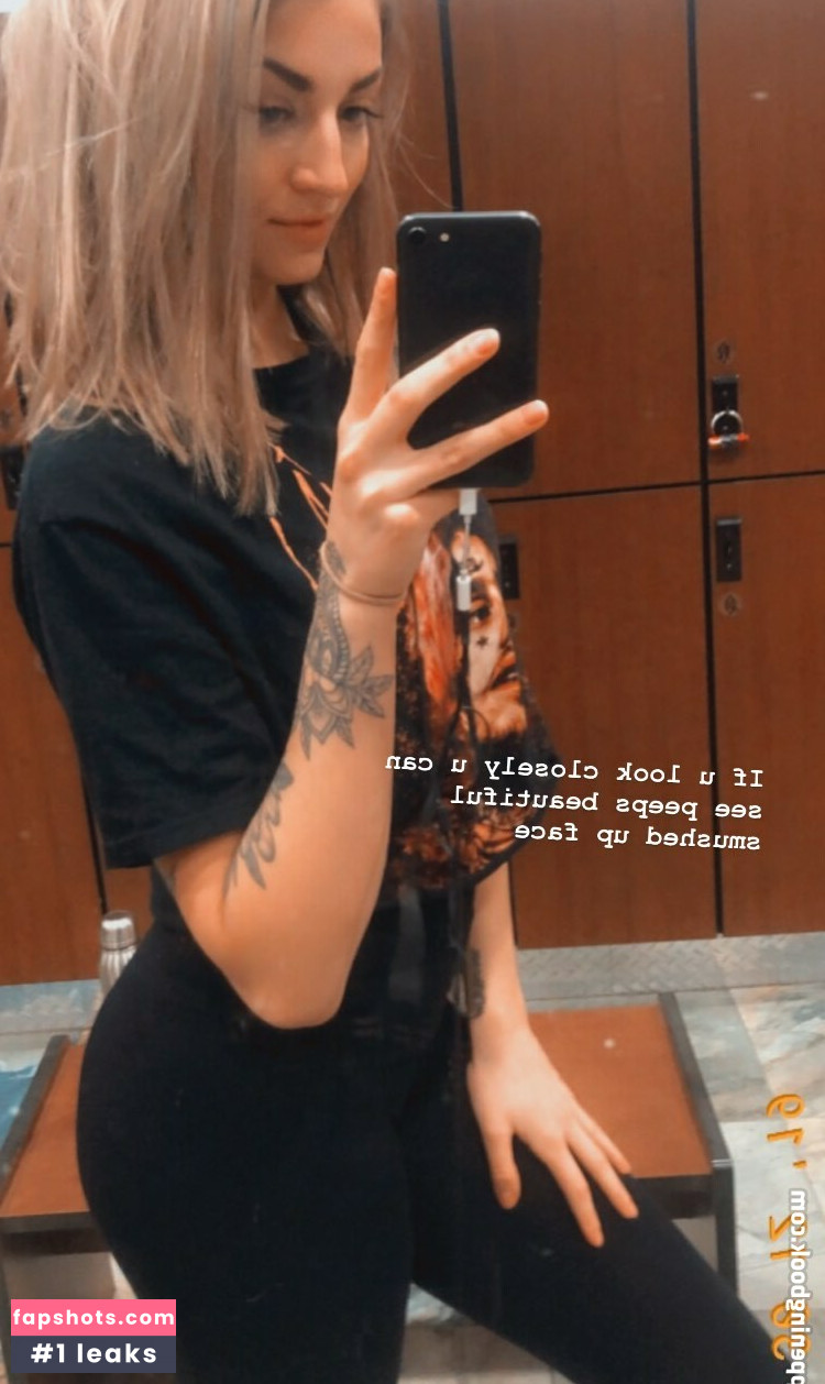 Maya Kereliuk gallery photo #32