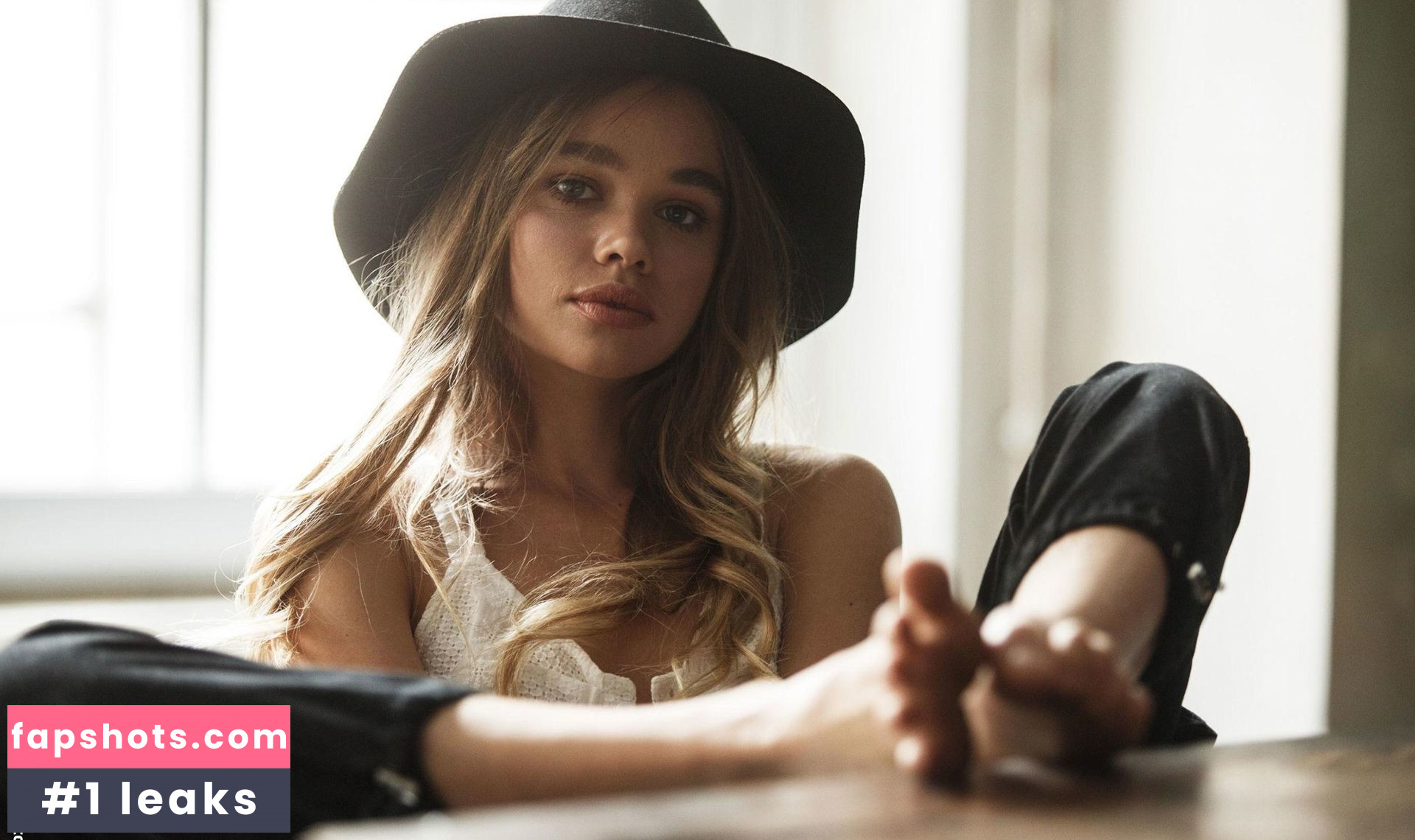 Maya Otsoko gallery photo #22