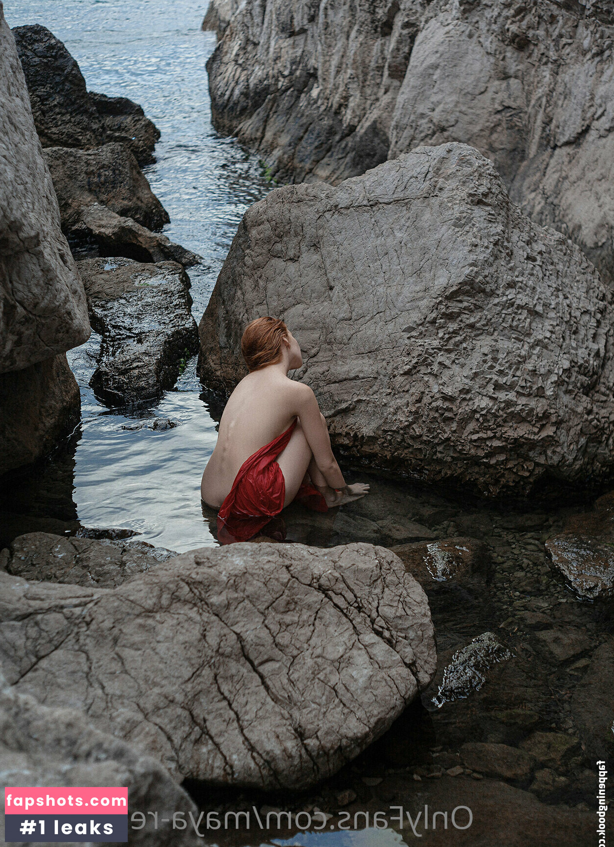 maya-red-haired gallery photo #3