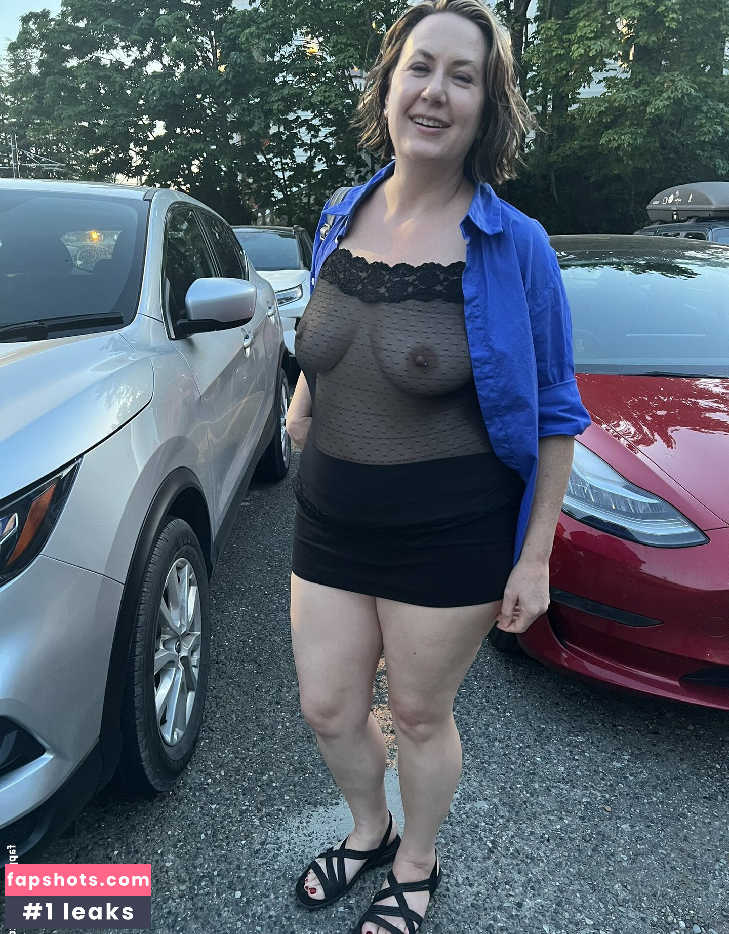 Maya Vakker gallery photo #16