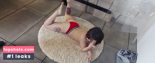 MayContainGirl gallery photo #1467