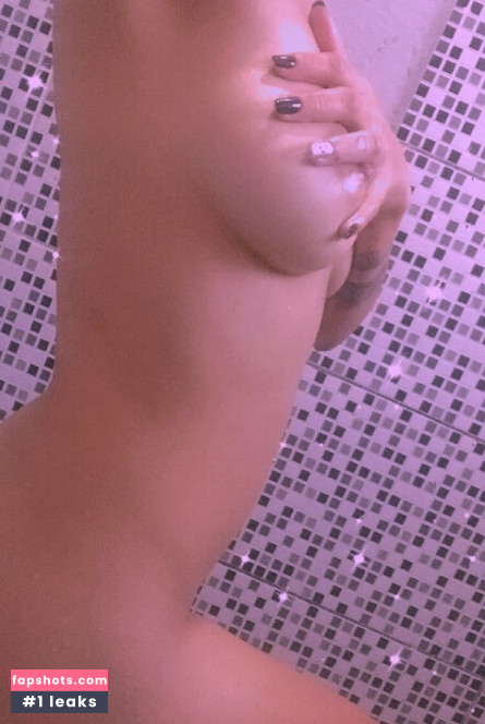 Mayla Silva gallery photo #9