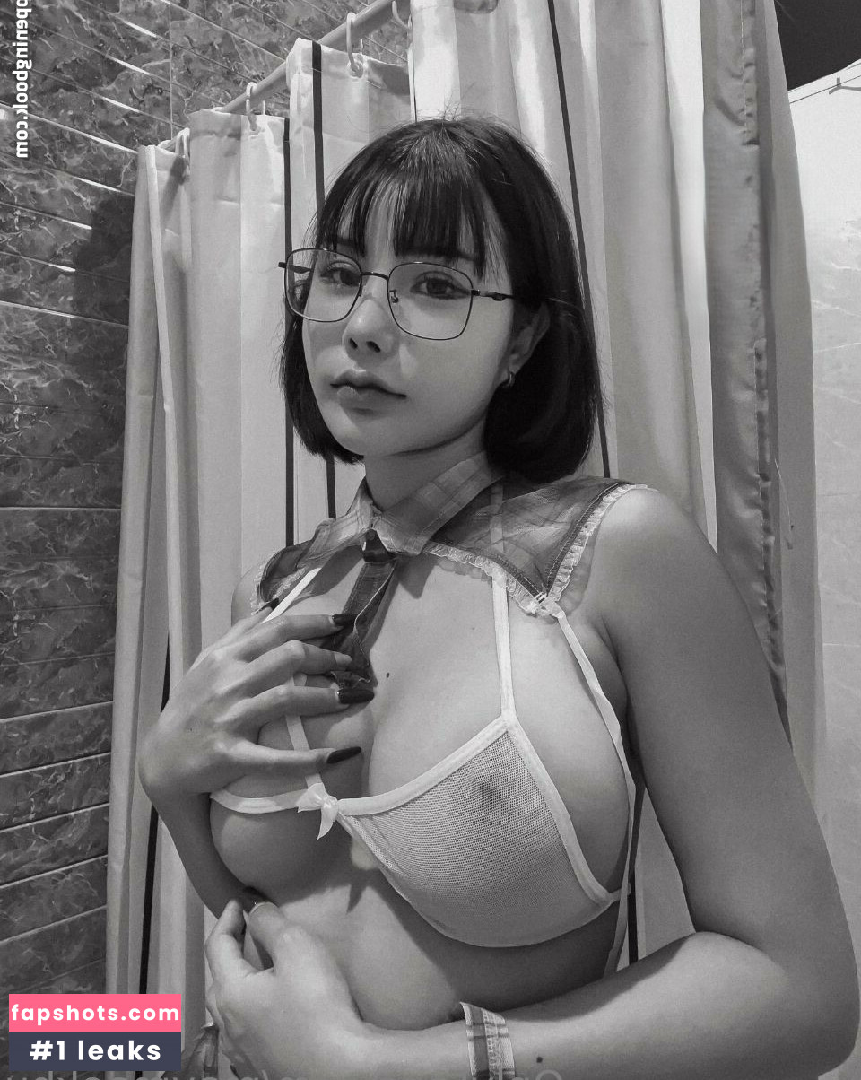 Maymae gallery photo #22