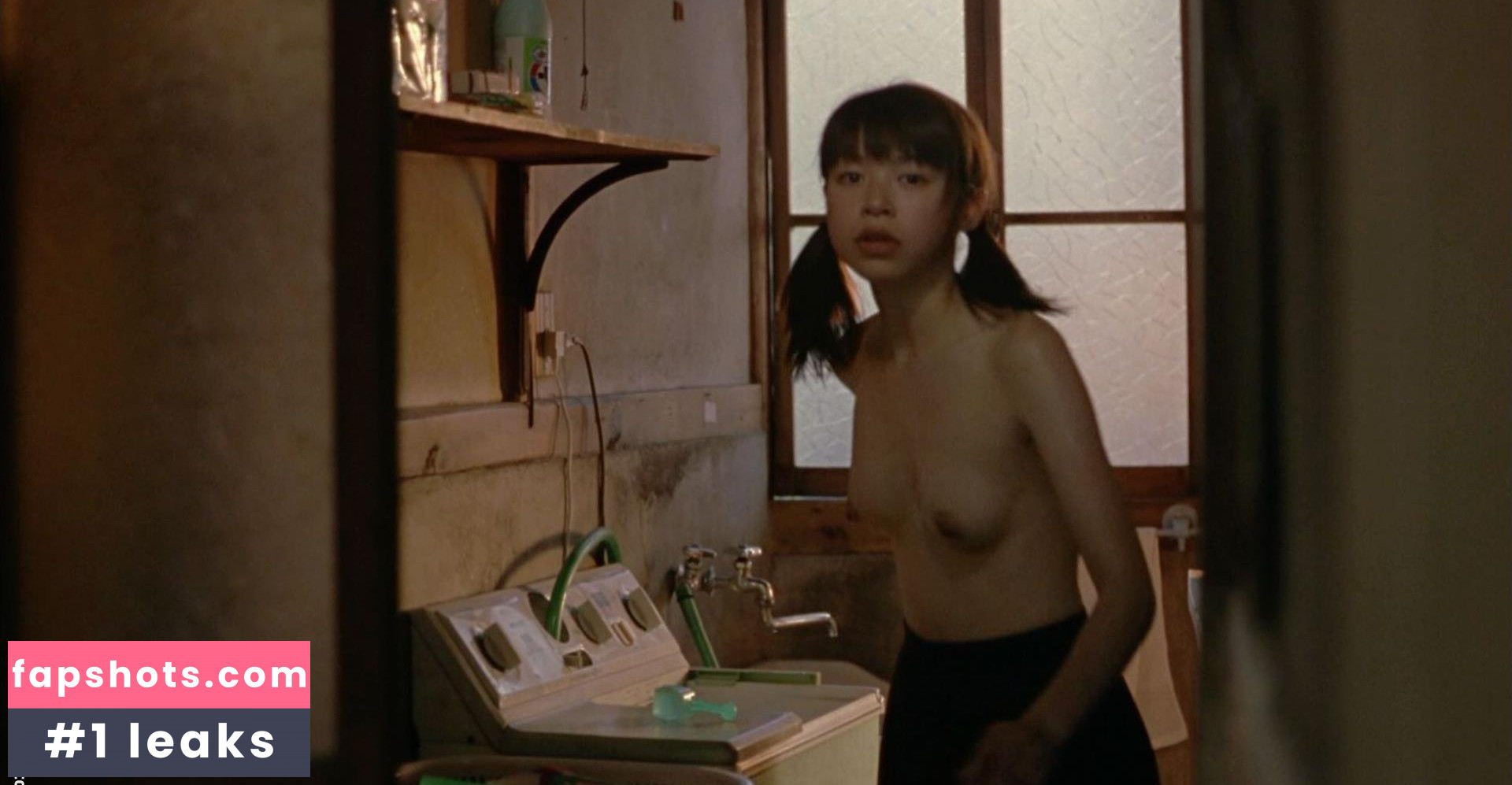 Mayu Ozawa gallery photo #6