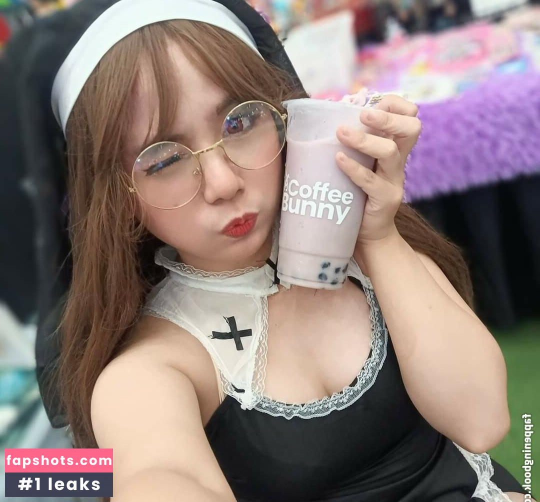 Mayumi gallery photo #37