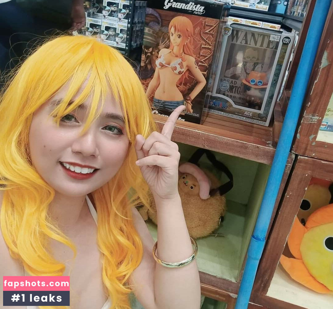 Mayumi gallery photo #49