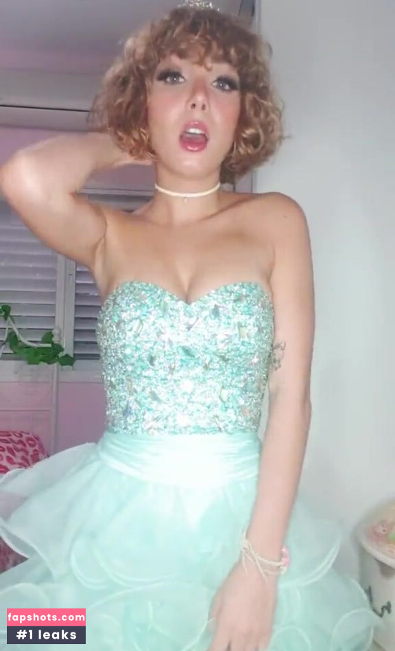 Mayuminnielove gallery photo #3