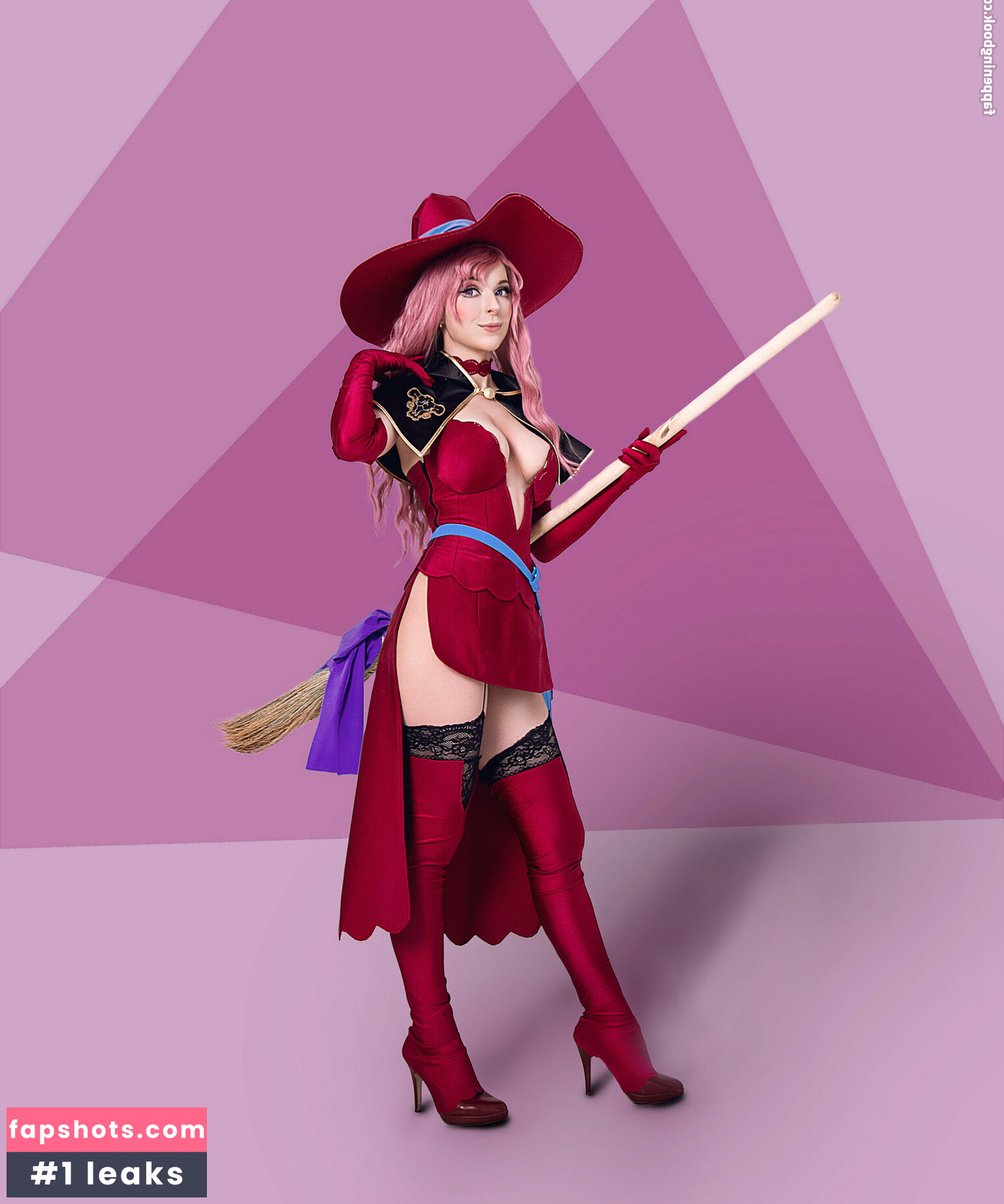 Mayweda Cosplay gallery photo #11