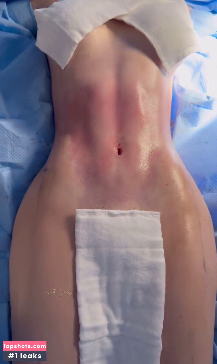 MC Bella Angel gallery photo #6