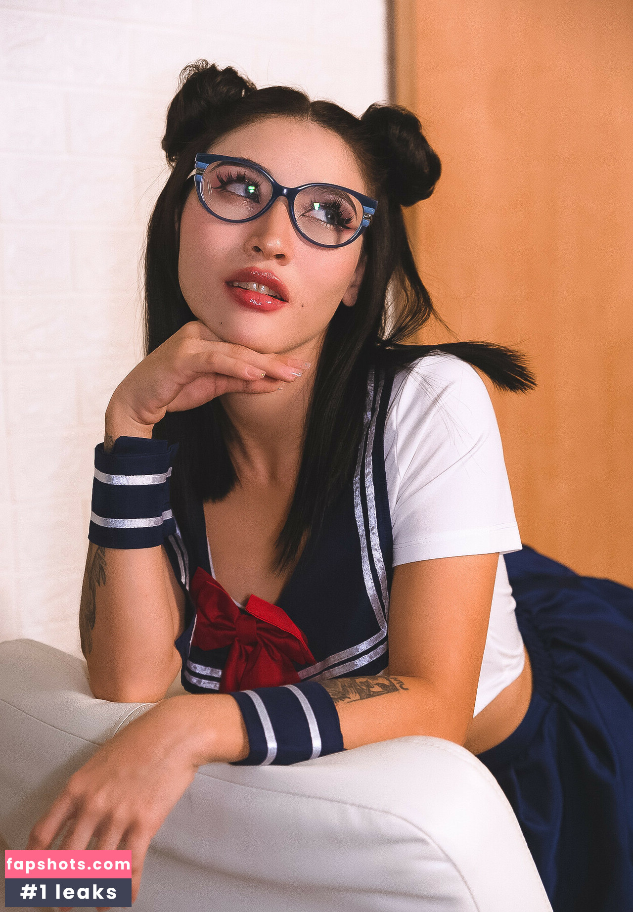 MC Chinesa gallery photo #80