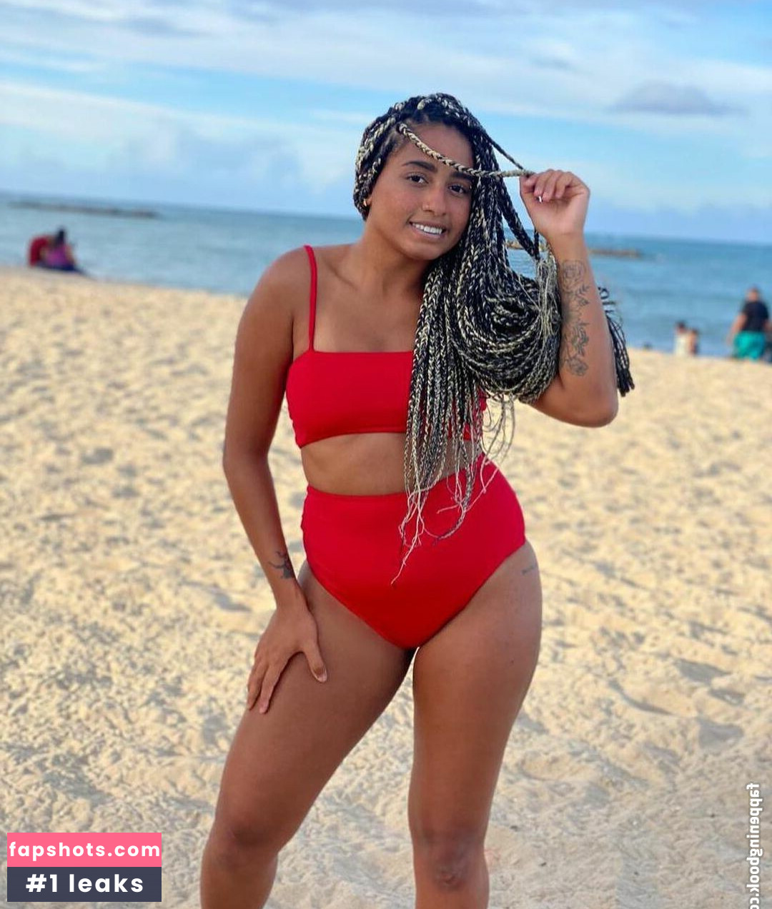 MC Loma gallery photo #17