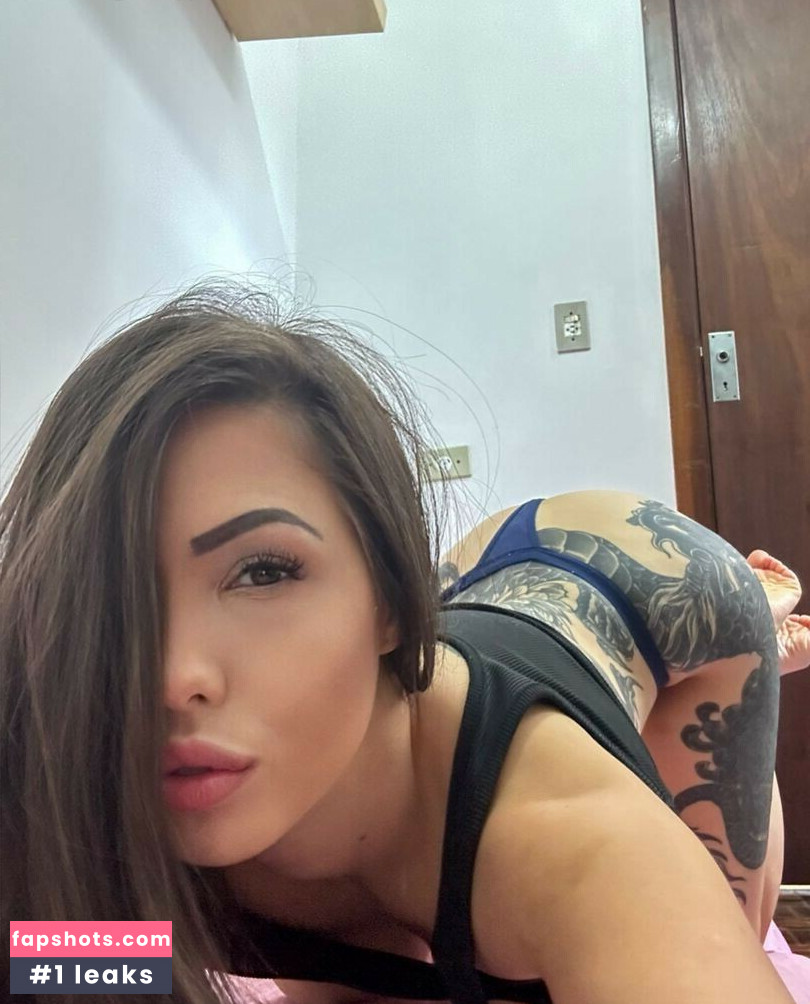 MC Mayara gallery photo #129