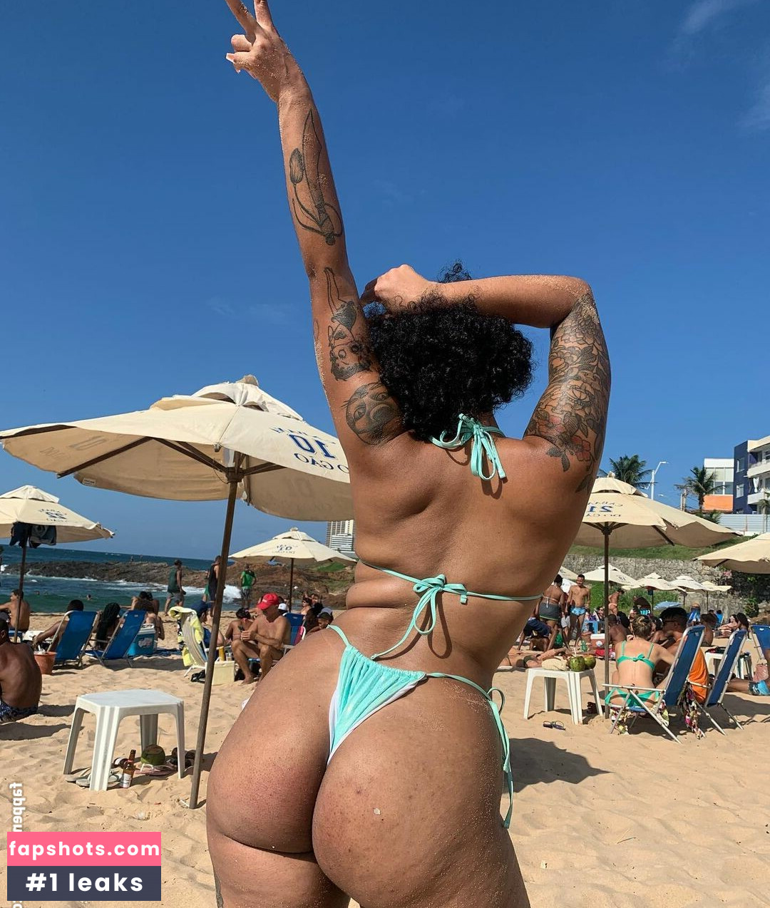 MC Taya gallery photo #3