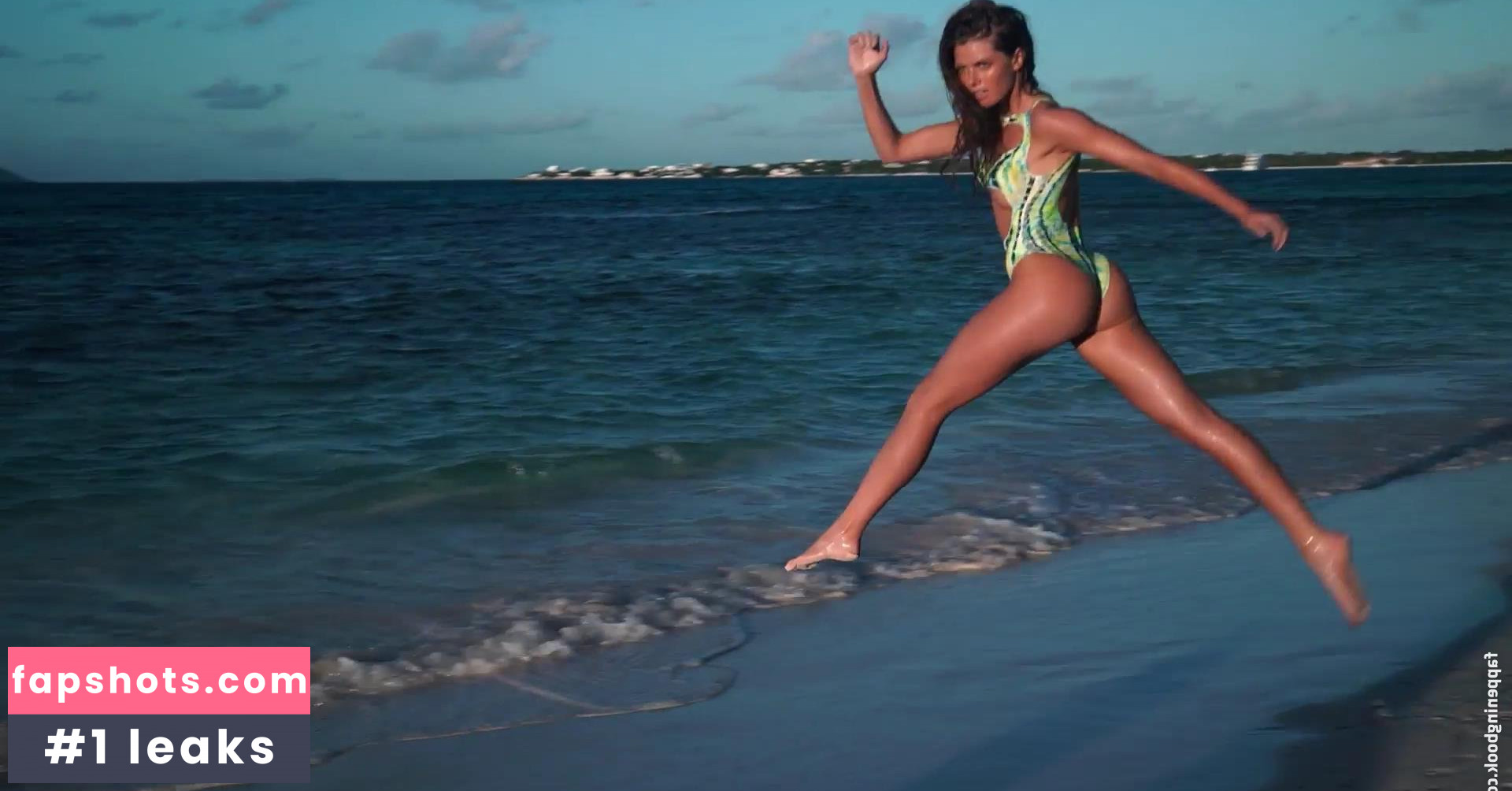 McKenna Berkley gallery photo #25