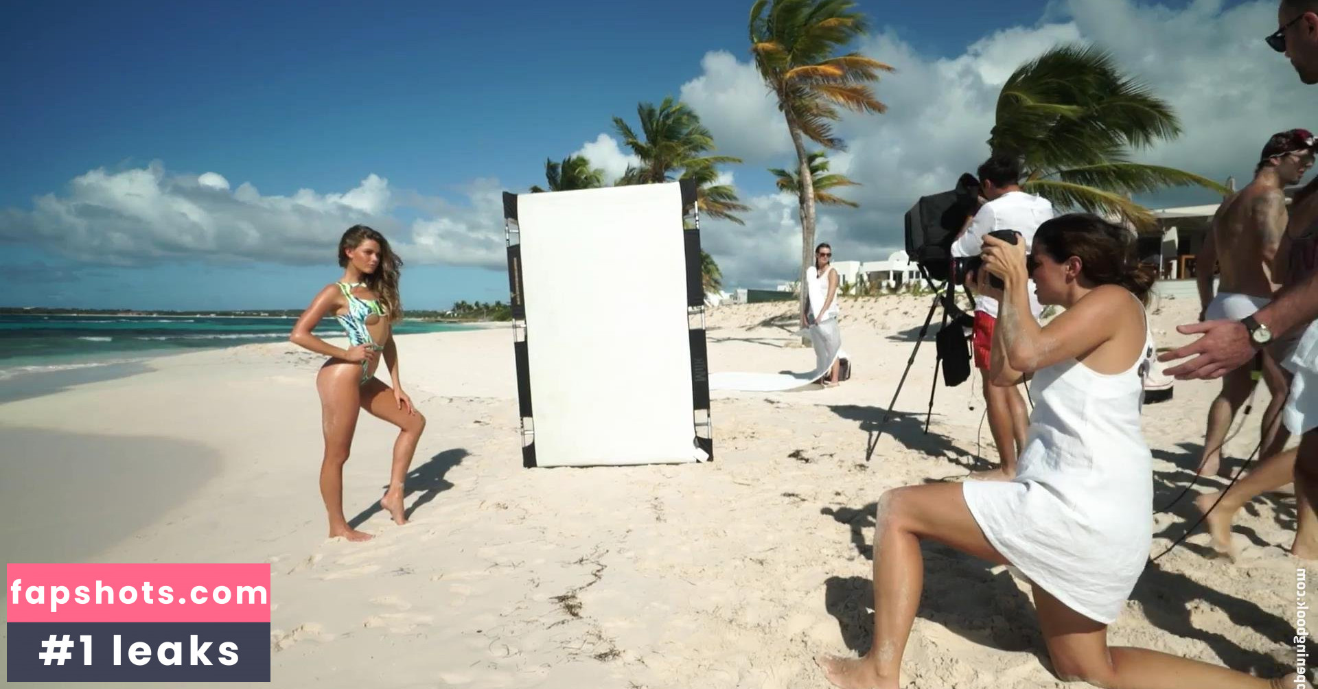 McKenna Berkley gallery photo #30