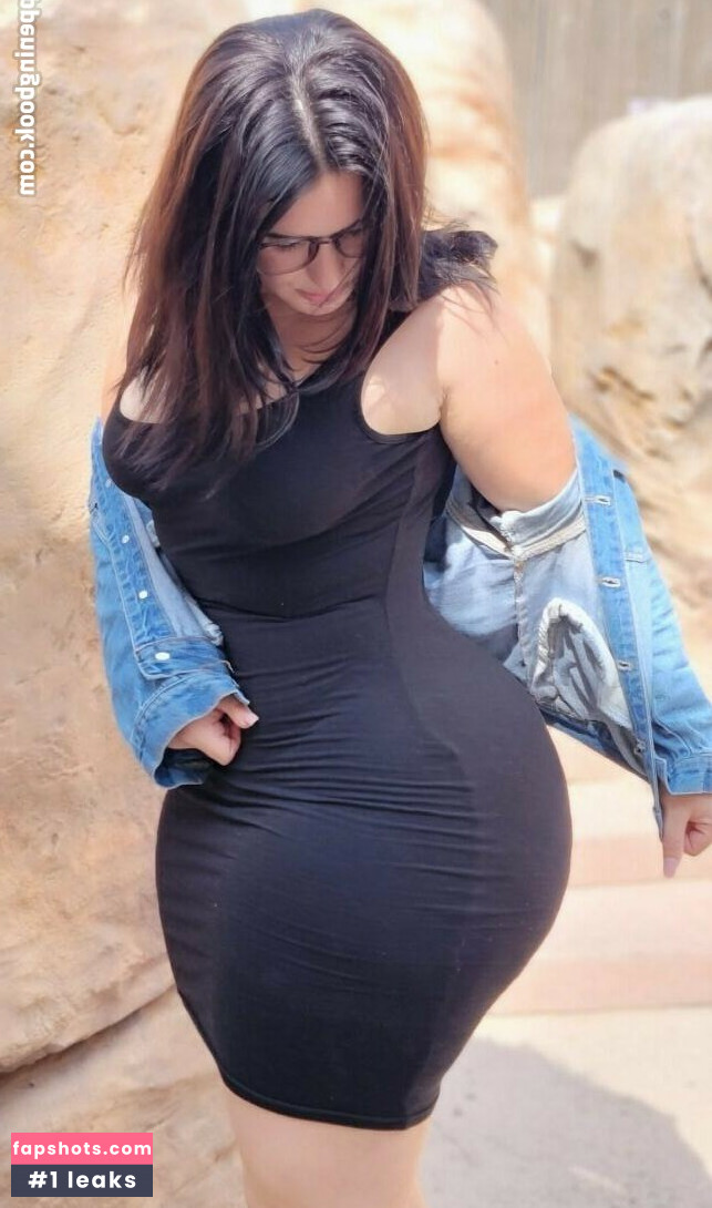 Me. Cocogreen gallery photo #3