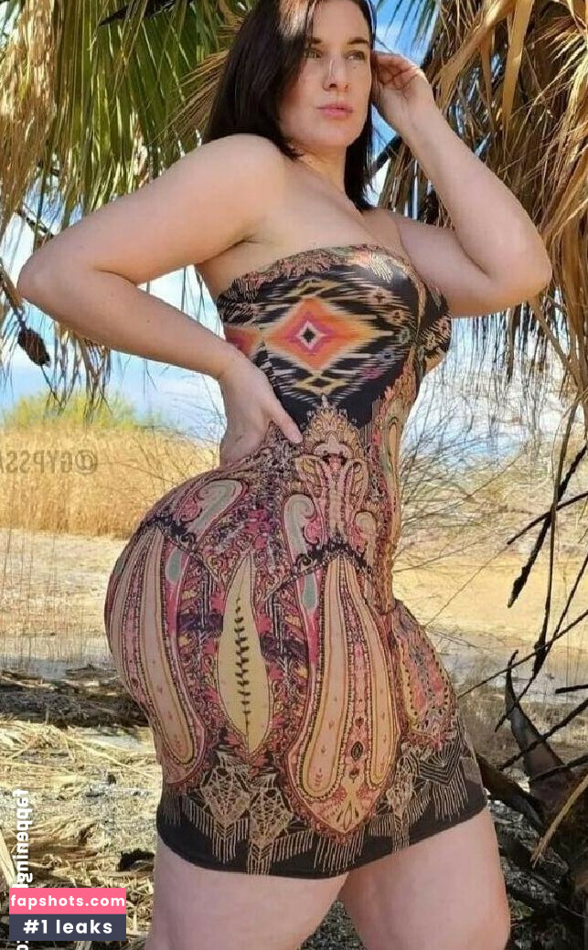 Me. Cocogreen gallery photo #4