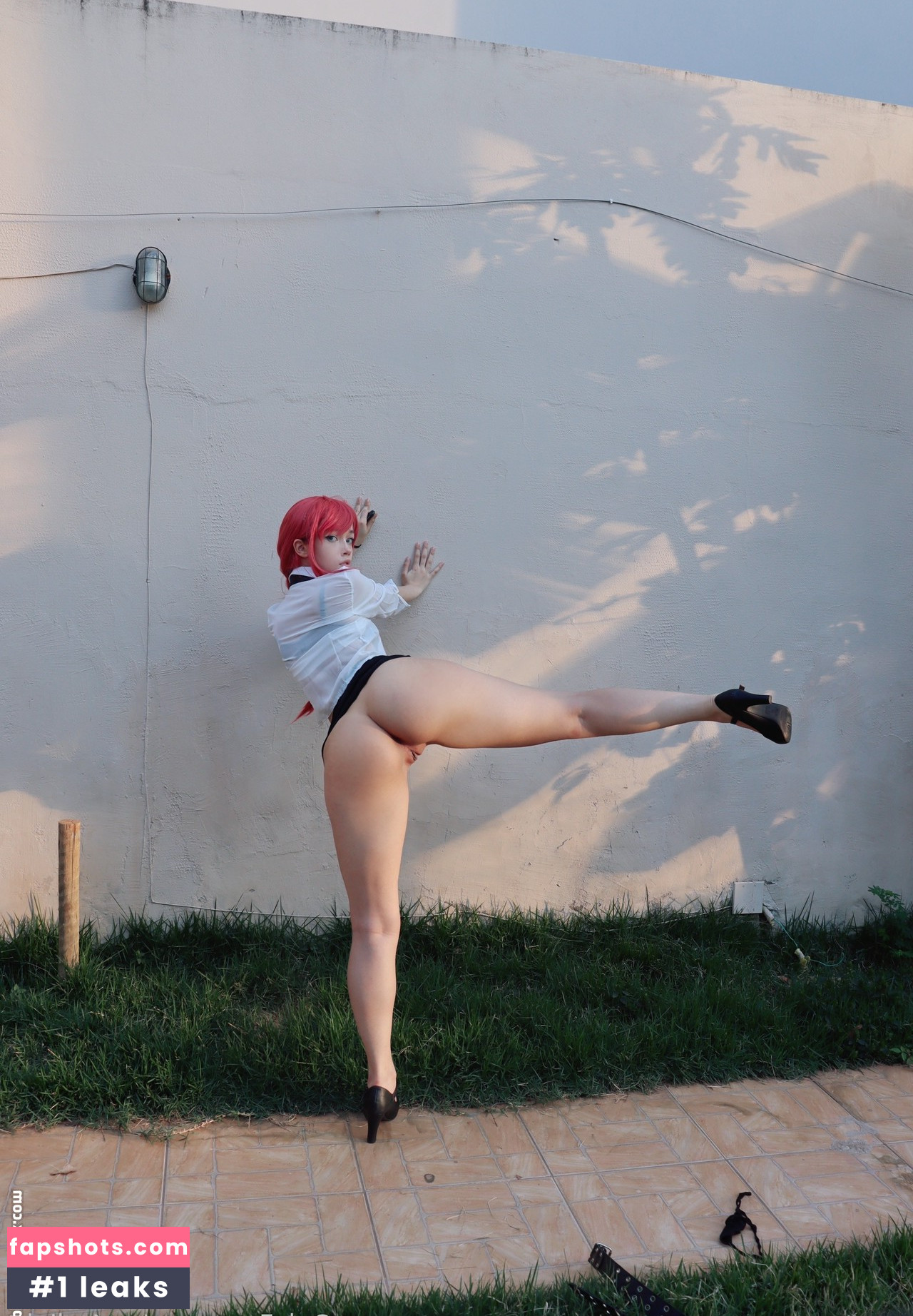 me1adinha nude babe gallery