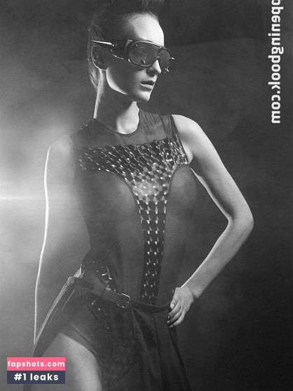 Meagan Mitchell gallery photo #5