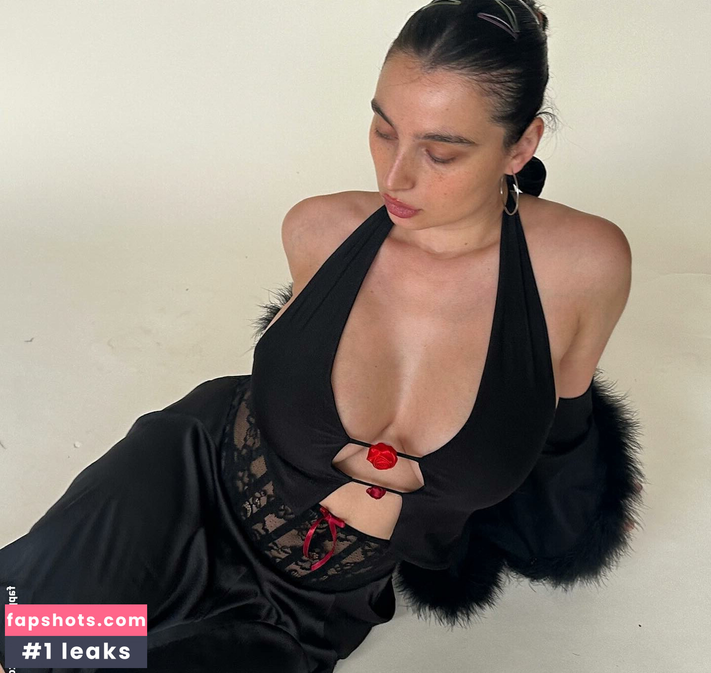 meaganiscool gallery photo #8