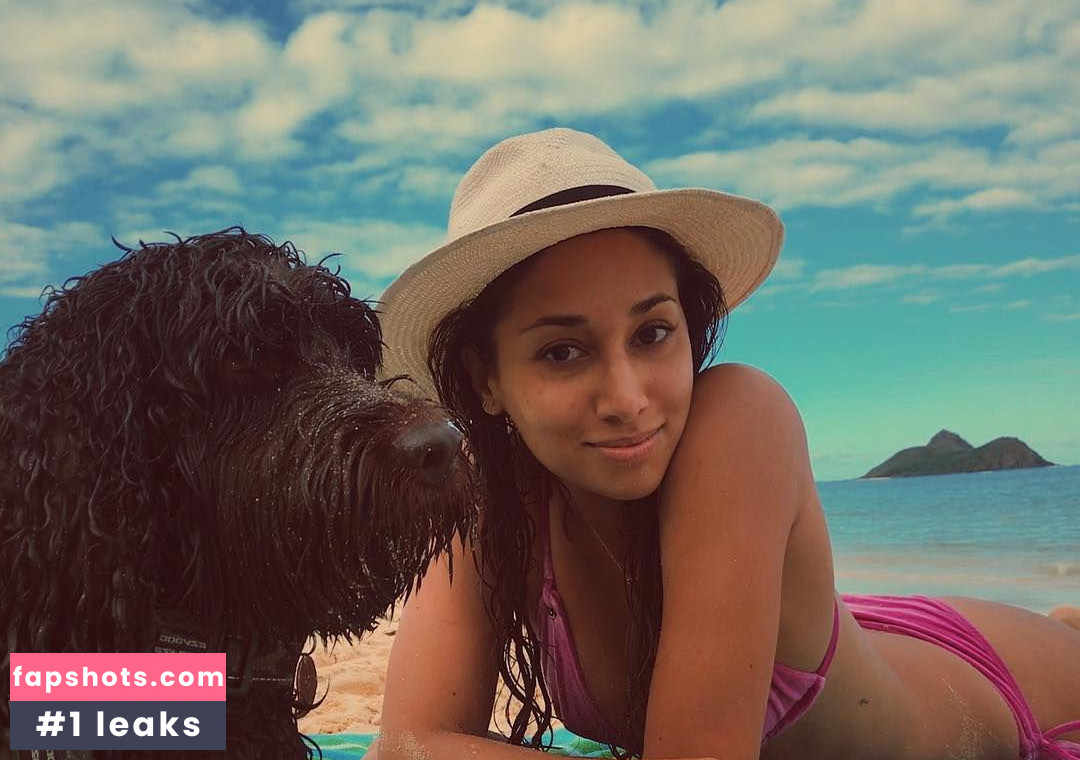 Meaghan Rath gallery photo #111